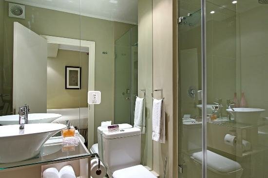 the-hyde-all-suite-hotel